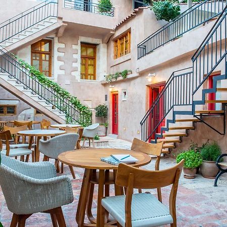 Hotel Off Hriszí Aktí Haniá Kültér fotó