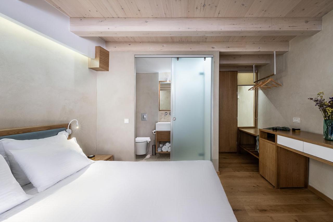 Hotel Off Hriszí Aktí Haniá Kültér fotó