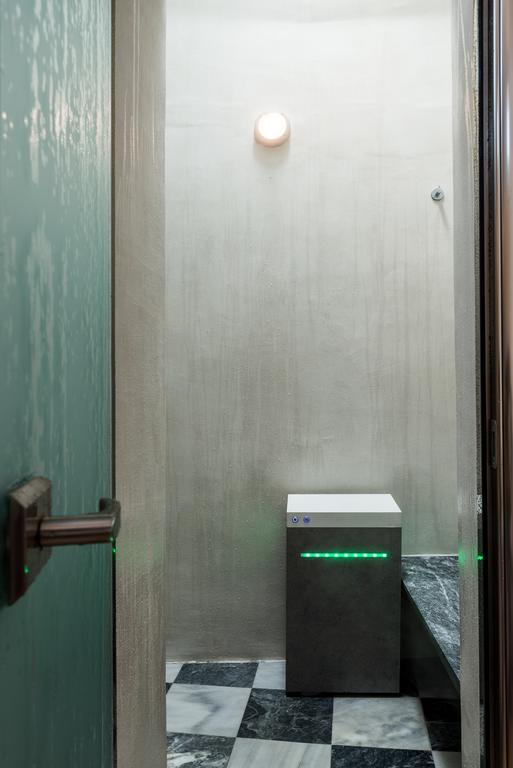 Hotel Off Hriszí Aktí Haniá Kültér fotó